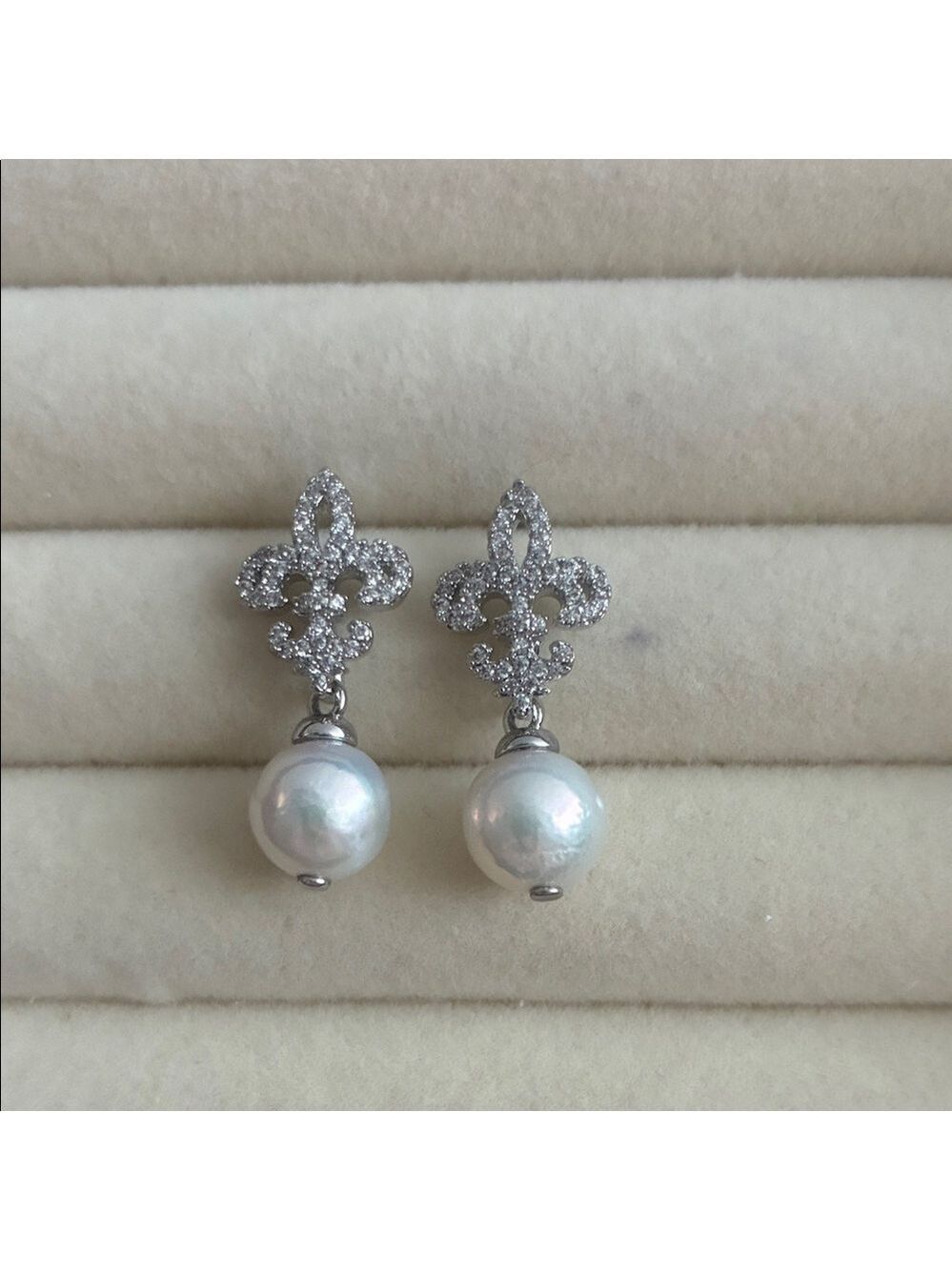 Fleur-de-Lis Pearl Earrings | Classic Elegant Drop | Timeless Jewelry